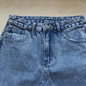 SHEIN Women 'Mom Jean' XS Distressed Jean BNWT